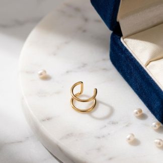 Minimalist Çift Hatlı Sıkıştırma Kıkırdak Küpesi